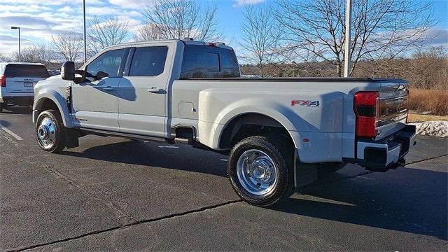 2025 Ford F-450 Platinum