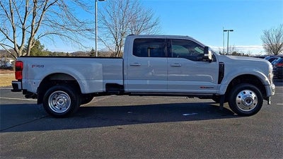 2025 Ford F-450 Platinum