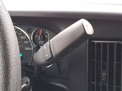 2024 Chevrolet Express Passenger 3500 1LT