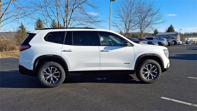 2024 GMC Acadia AT4