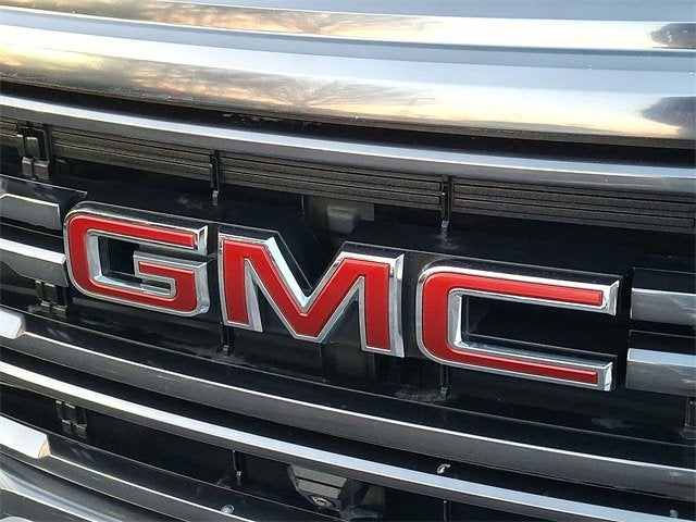 2022 GMC Acadia AT4