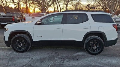 2022 GMC Acadia AT4