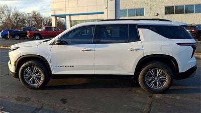 2024 Chevrolet Traverse LT