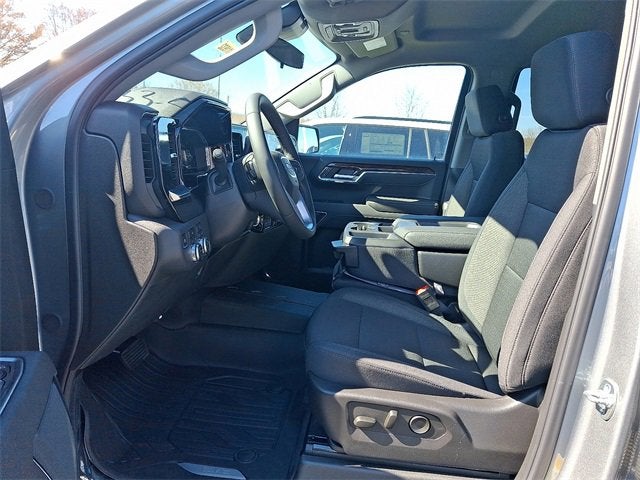 2025 GMC Sierra 1500 SLE