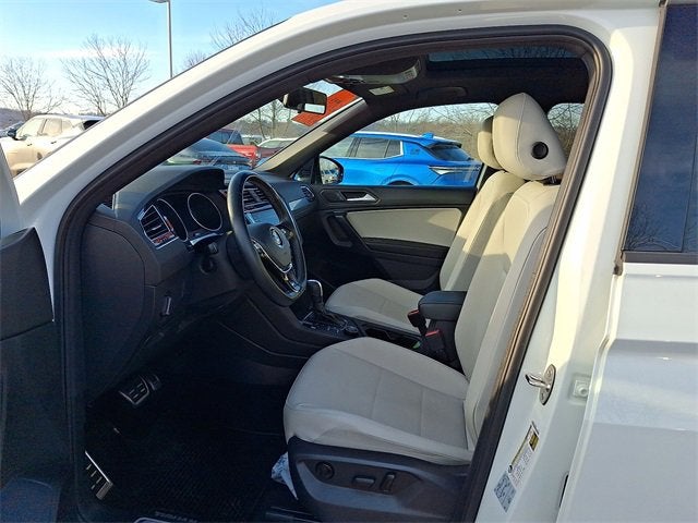 2021 Volkswagen Tiguan 2.0T SE R-Line Black