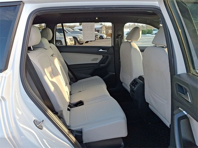 2021 Volkswagen Tiguan 2.0T SE R-Line Black