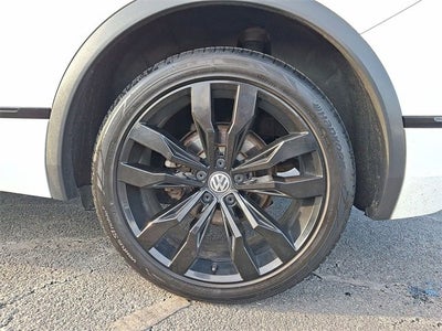 2021 Volkswagen Tiguan 2.0T SE R-Line Black