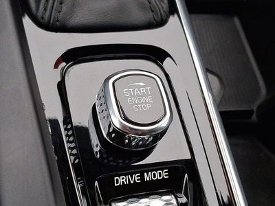 2019 Volvo S60 T6 Momentum