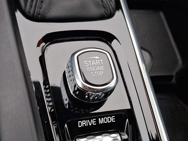 2019 Volvo S60 T6 Momentum