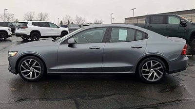 2019 Volvo S60 T6 Momentum