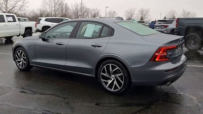 2019 Volvo S60 T6 Momentum