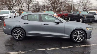 2019 Volvo S60 T6 Momentum