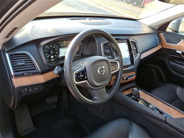 2021 Volvo XC90 Recharge Plug-In Hybrid T8 Inscription Expression 7 Passenger