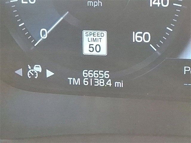 2021 Volvo XC90 Recharge Plug-In Hybrid T8 Inscription Expression 7 Passenger