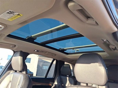 2021 Volvo XC90 Recharge Plug-In Hybrid T8 Inscription Expression 7 Passenger