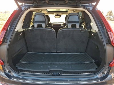 2021 Volvo XC90 Recharge Plug-In Hybrid T8 Inscription Expression 7 Passenger