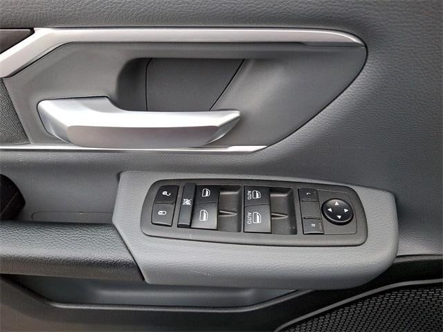 2021 RAM 1500 Big Horn 4x4 Crew Cab 5'7" Box