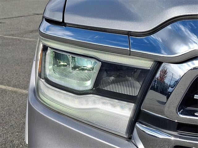 2022 RAM 1500 Laramie 4x4 Crew Cab 5'7" Box