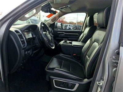 2022 RAM 1500 Laramie 4x4 Crew Cab 5'7" Box