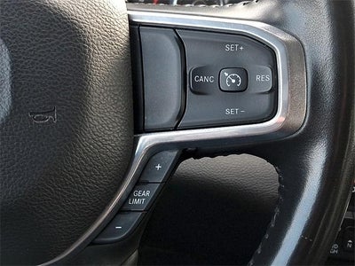 2022 RAM 1500 Laramie 4x4 Crew Cab 5'7" Box