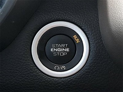 2022 RAM 1500 Laramie 4x4 Crew Cab 5'7" Box