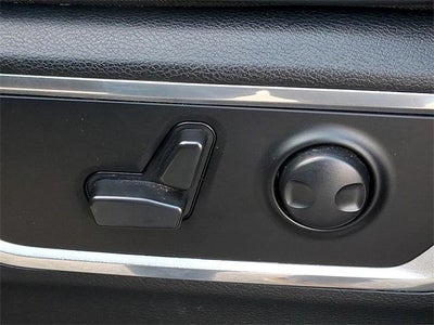 2022 RAM 1500 Laramie 4x4 Crew Cab 5'7" Box