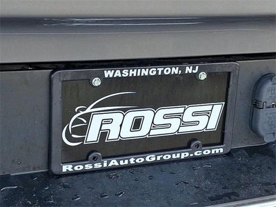 2022 RAM 1500 Laramie 4x4 Crew Cab 5'7" Box