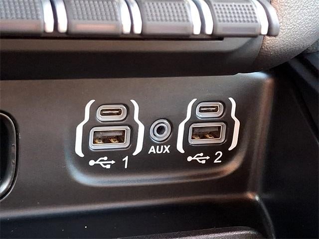 2022 RAM 1500 Rebel 4x4 Crew Cab 5'7" Box