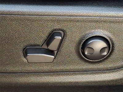 2022 RAM 1500 Rebel 4x4 Crew Cab 5'7" Box