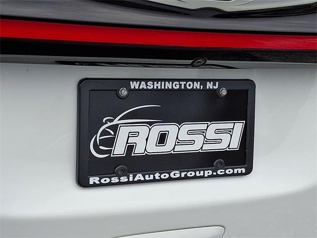 2023 Chrysler Pacifica Hybrid Touring L FWD