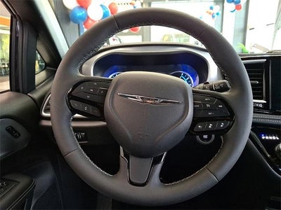 2023 Chrysler Pacifica Hybrid Touring L FWD