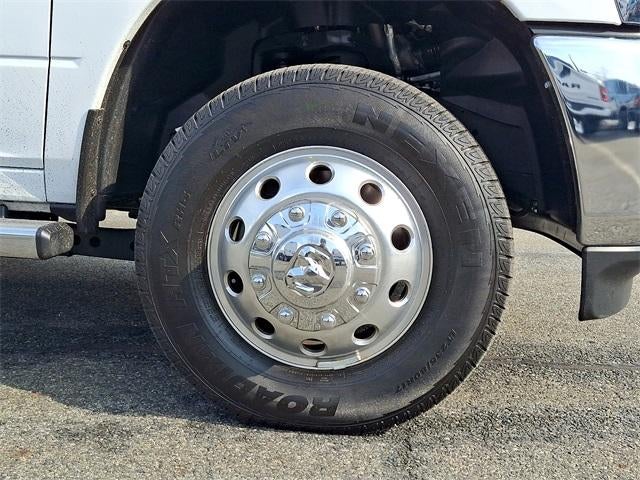 2025 RAM 3500 Laramie 4x4 Crew Cab 8' Box