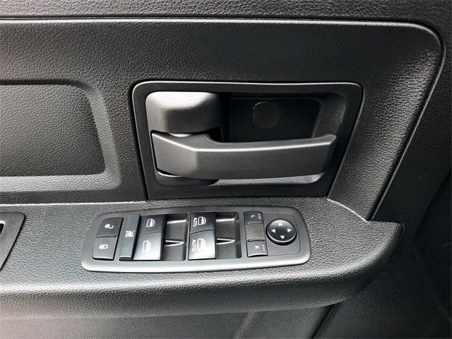 2021 RAM 2500 Tradesman 4x4 Crew Cab 6'4" Box