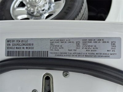 2021 RAM 2500 Tradesman 4x4 Crew Cab 6'4" Box