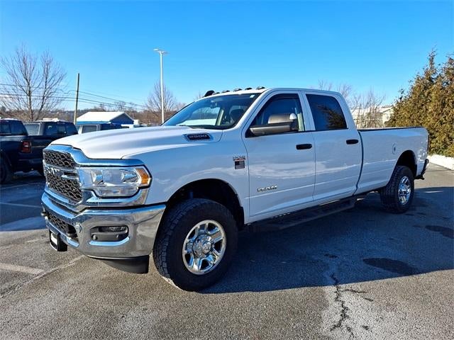 2020 RAM 2500 Tradesman 4x4 Crew Cab 8' Box