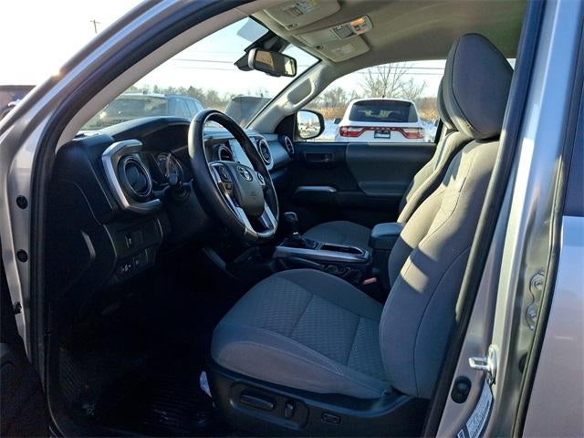 2023 Toyota Tacoma 4WD 4WD SR5 Double Cab 5' Bed V6 AT (GS)