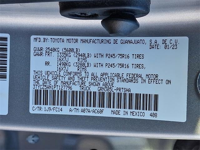 2023 Toyota Tacoma 4WD 4WD SR5 Double Cab 5' Bed V6 AT (GS)